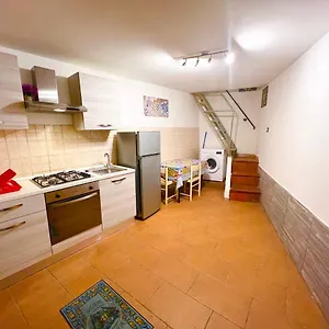 Etnea House Center Aeroporto di Catania Fontana Rossa